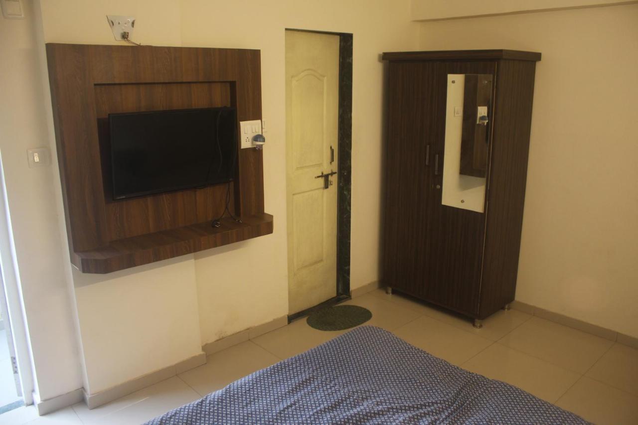Le Pension Daman Buitenkant foto
